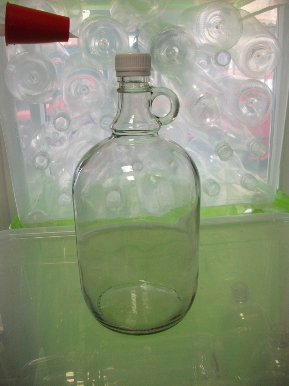 2l-es csatos üveg